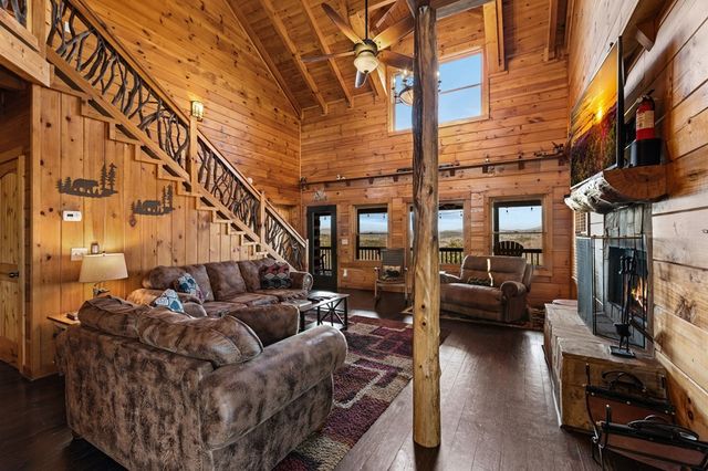 31 Hope Drive, Blue Ridge, GA 30513