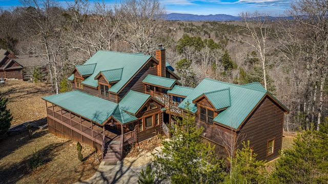 31 Hope Drive, Blue Ridge, GA 30513