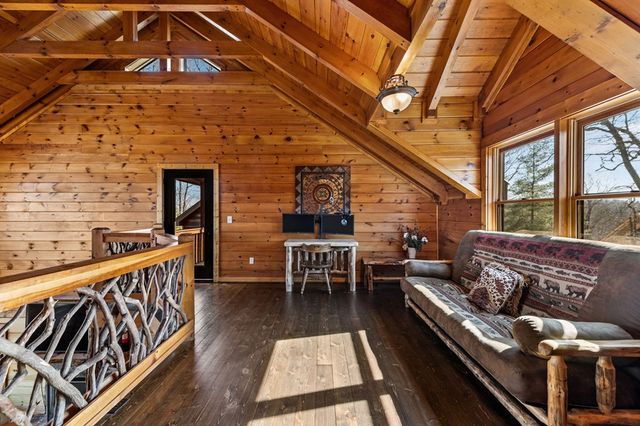 31 Hope Drive, Blue Ridge, GA 30513