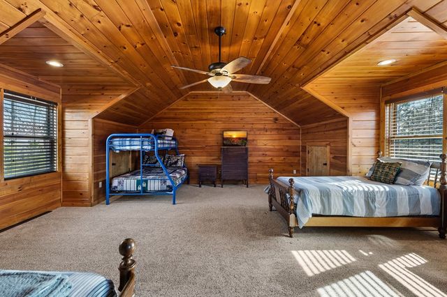 31 Hope Drive, Blue Ridge, GA 30513