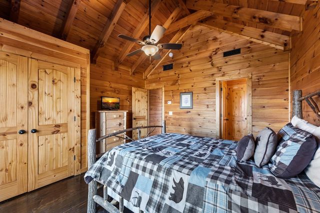 31 Hope Drive, Blue Ridge, GA 30513