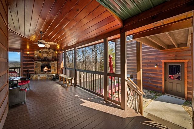 31 Hope Drive, Blue Ridge, GA 30513