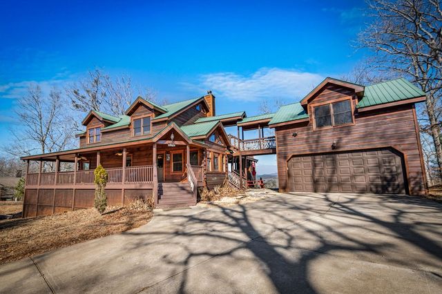 31 Hope Drive, Blue Ridge, GA 30513