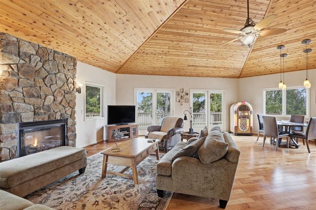 6150 Willow Road, West Bloomfield, MI 48324