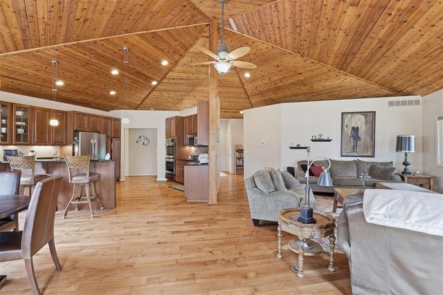 6150 Willow Road, West Bloomfield, MI 48324