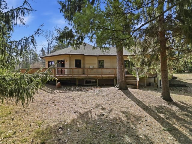 6150 Willow Road, West Bloomfield, MI 48324