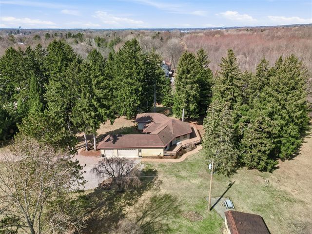 6150 Willow Road, West Bloomfield, MI 48324