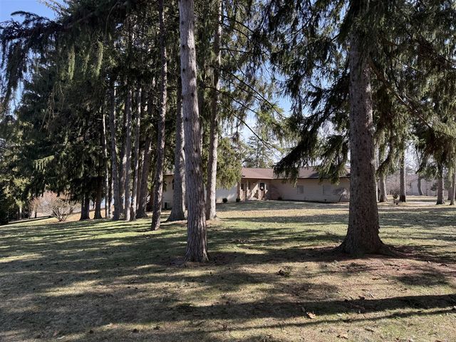 6150 Willow Road, West Bloomfield, MI 48324