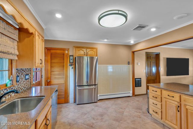 16 Harmony Lane, Brick, NJ 08724
