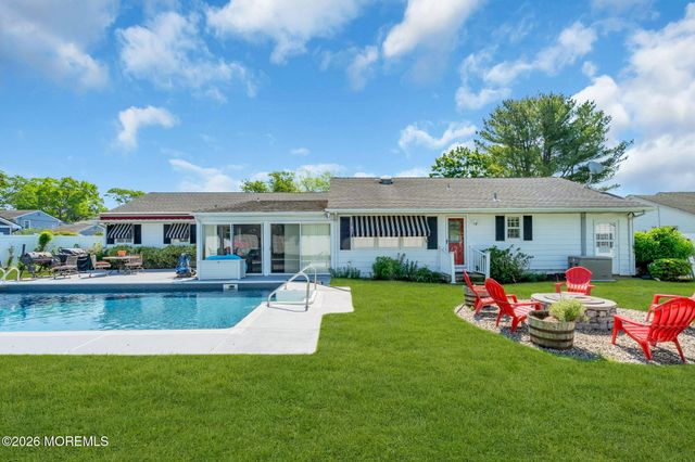 16 Harmony Lane, Brick, NJ 08724
