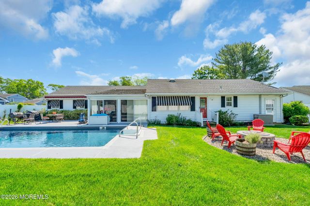 16 Harmony Lane, Brick, NJ 08724