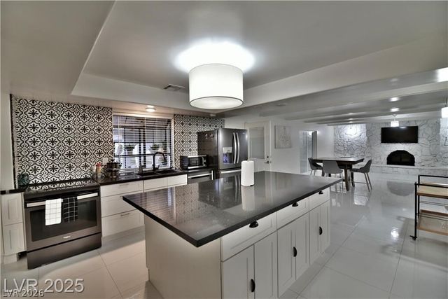 2926 East Eldorado Lane, Las Vegas, NV 89120