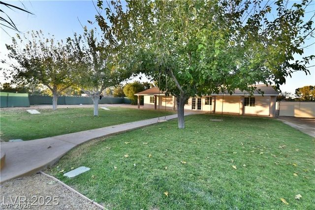 2926 East Eldorado Lane, Las Vegas, NV 89120