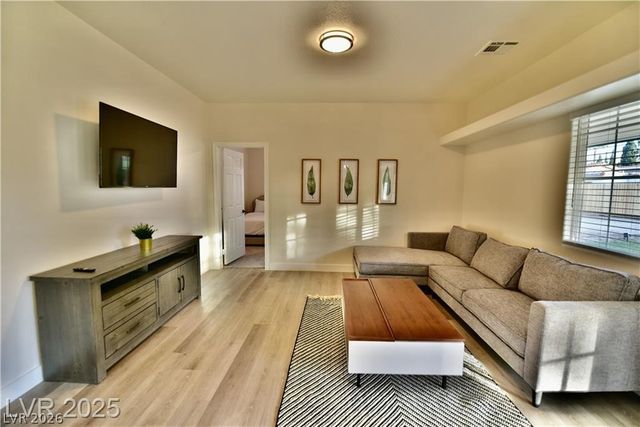 2926 East Eldorado Lane, Las Vegas, NV 89120