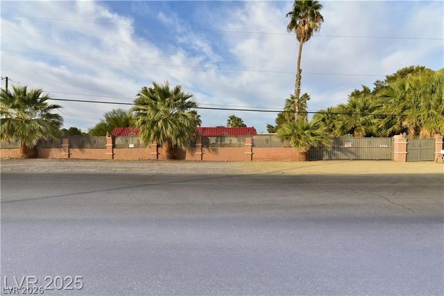 2926 East Eldorado Lane, Las Vegas, NV 89120