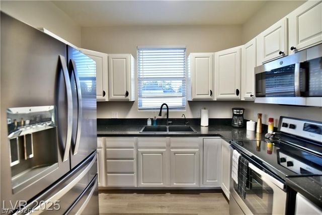 2926 East Eldorado Lane, Las Vegas, NV 89120