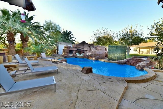 2926 East Eldorado Lane, Las Vegas, NV 89120