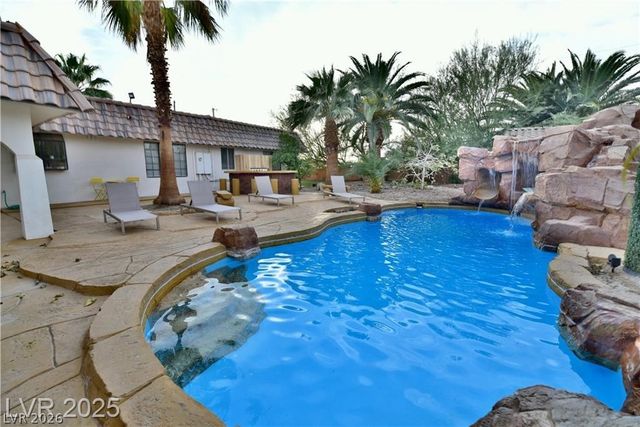 2926 East Eldorado Lane, Las Vegas, NV 89120