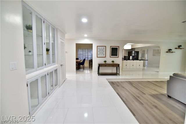 2926 East Eldorado Lane, Las Vegas, NV 89120