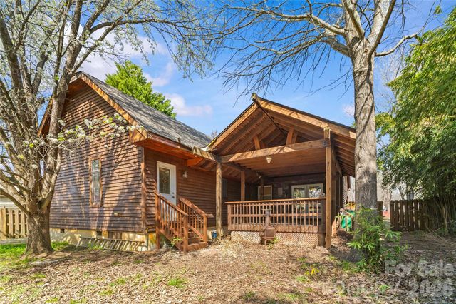 11826 Merriweather Drive, Charlotte, NC 28273