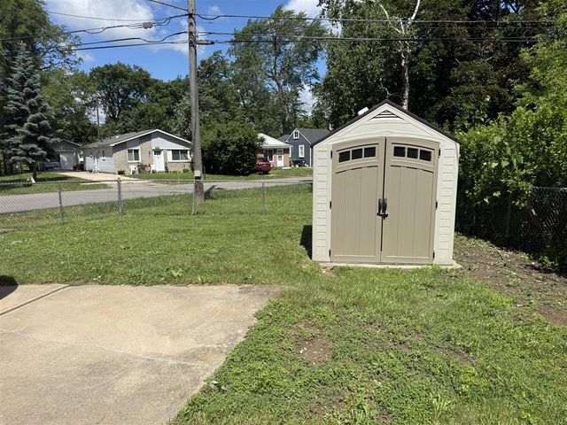 20294 Empire Street, Taylor, MI 48180