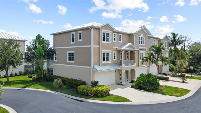10311 LANDS END CIRCLE 16, Placida, FL 33946