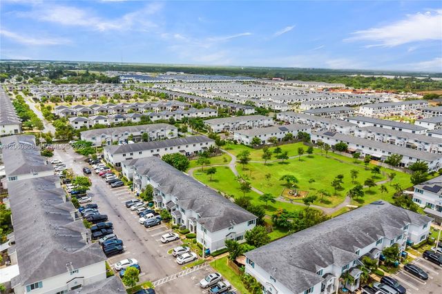 412 NW 12th Ave, Florida City, FL 33034