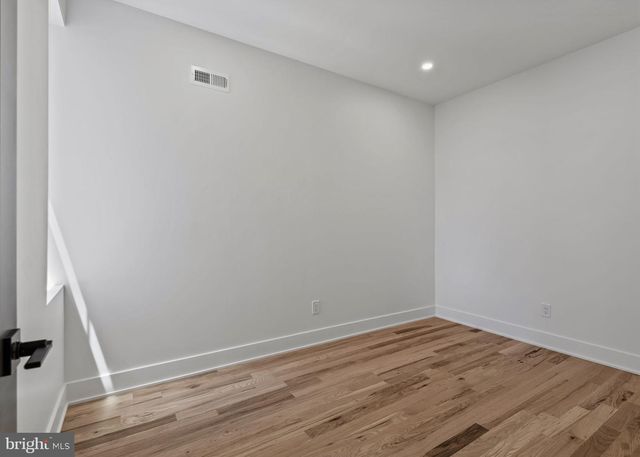 2942 CECIL B MOORE AVE, Philadelphia, PA 19121
