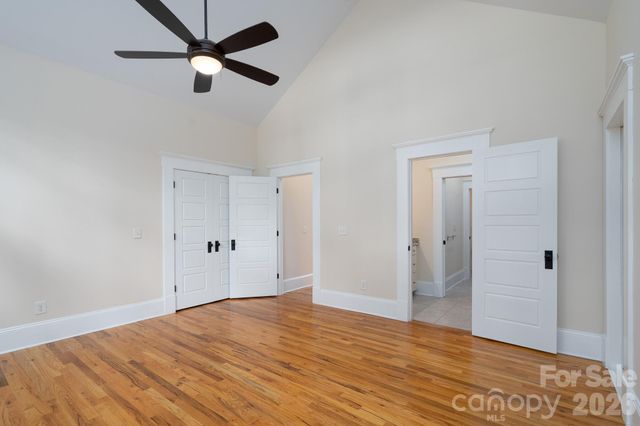 1128 E 35th Street, Charlotte, NC 28205
