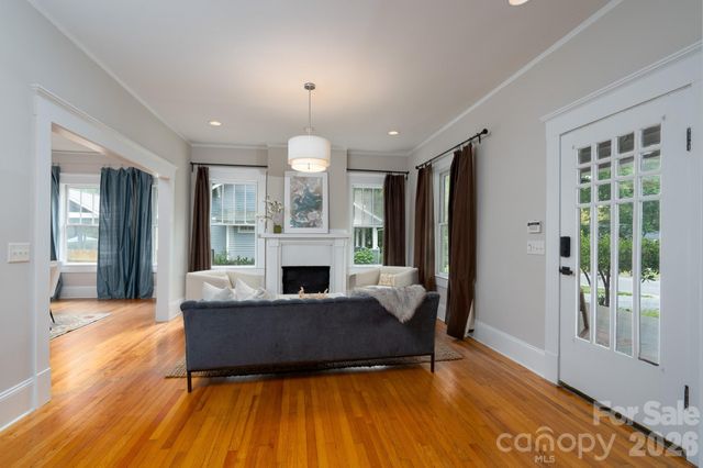 1128 E 35th Street, Charlotte, NC 28205