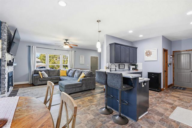 190 Country Ridge Way, Branson, MO 65616