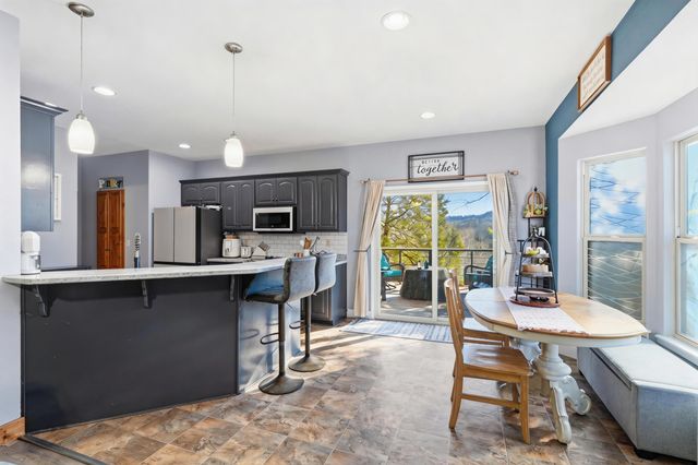 190 Country Ridge Way, Branson, MO 65616