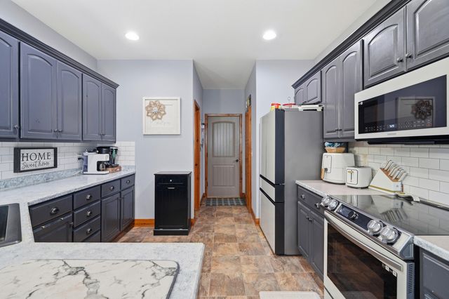 190 Country Ridge Way, Branson, MO 65616