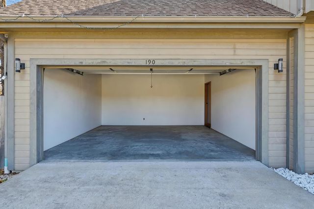 190 Country Ridge Way, Branson, MO 65616