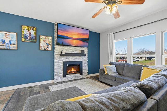 190 Country Ridge Way, Branson, MO 65616