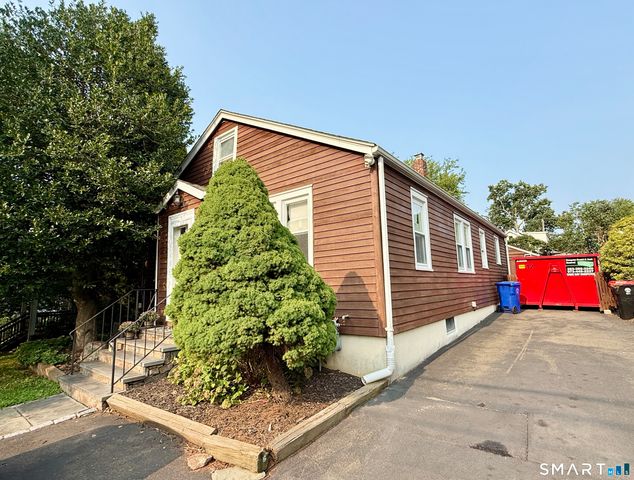 21 Parallel Street, Norwalk, CT 06850