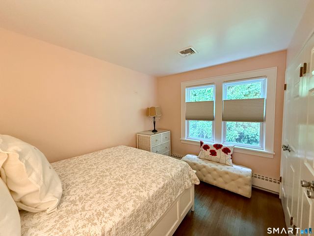 21 Parallel Street, Norwalk, CT 06850