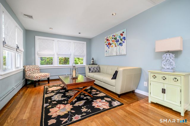21 Parallel Street, Norwalk, CT 06850