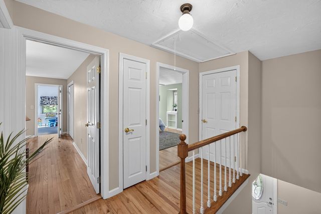 20 Vesper Drive, Bourne, MA 02559