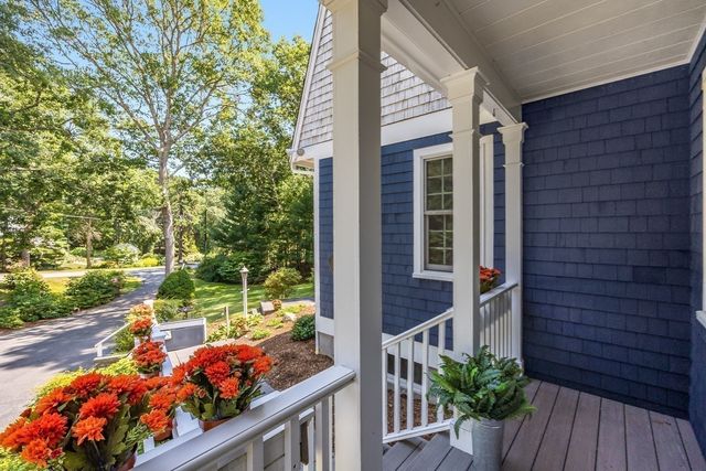 20 Vesper Drive, Bourne, MA 02559