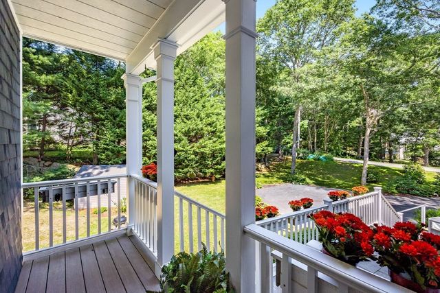 20 Vesper Drive, Bourne, MA 02559