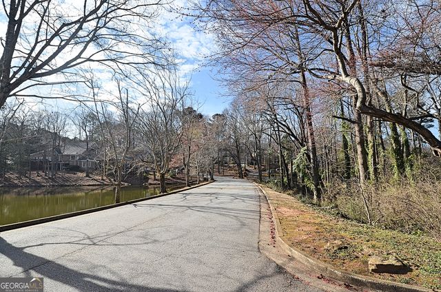 304 Wood Lake Drive, Athens, GA 30606