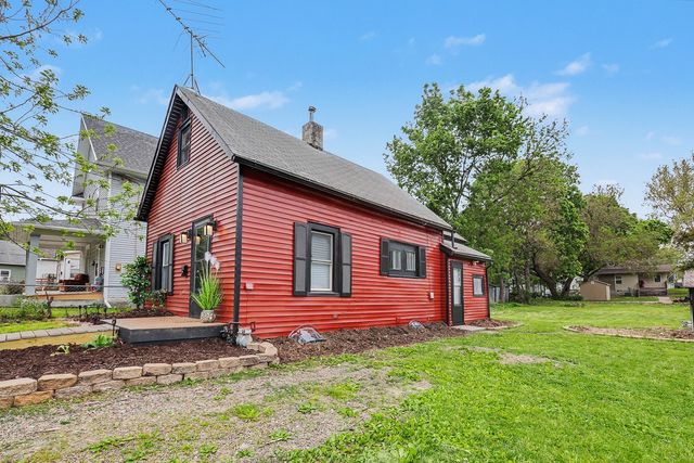 1810 E Walnut Street, Des Moines, IA 50316