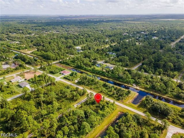 1068 Belmont ST E, Lehigh Acres, FL 33974