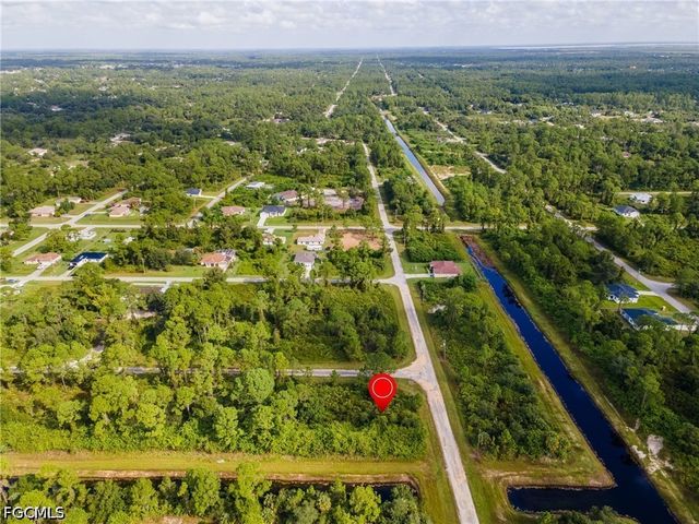 1068 Belmont ST E, Lehigh Acres, FL 33974