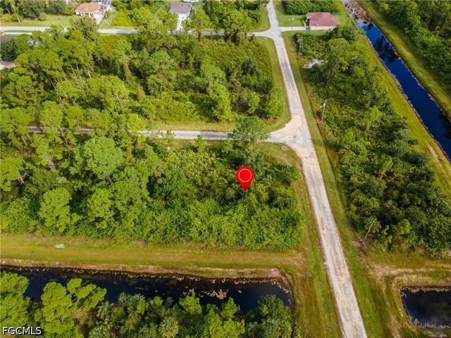 1068 Belmont ST E, Lehigh Acres, FL 33974