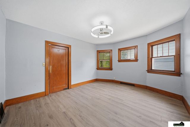 1526 Sioux Street, Lincoln, NE 68502
