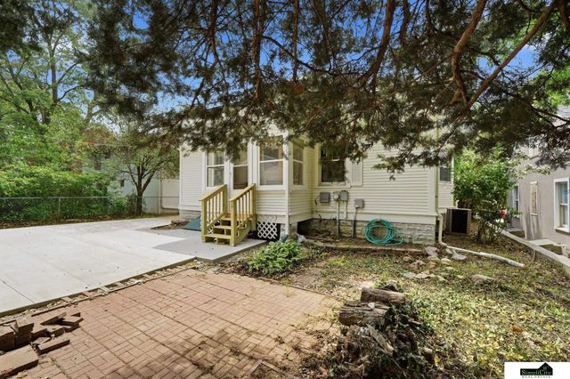 1526 Sioux Street, Lincoln, NE 68502