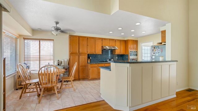 124 Cannes Ct, Fairfield, CA 94534