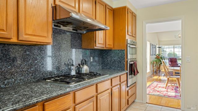 124 Cannes Ct, Fairfield, CA 94534